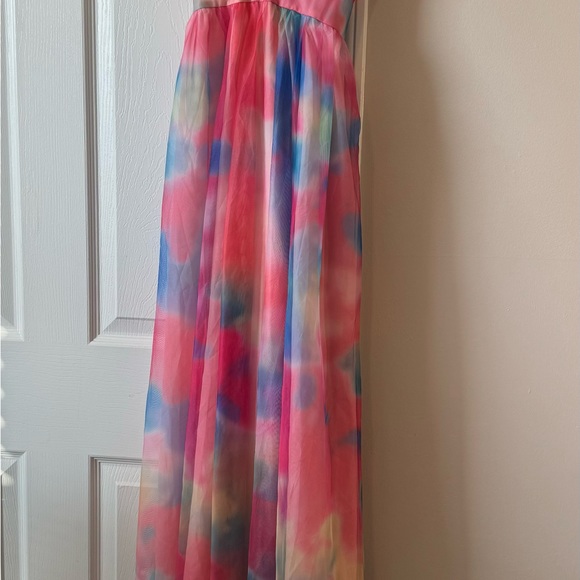 NWT Women multi color V neck maxi dress SIZE M - Picture 5 of 8
